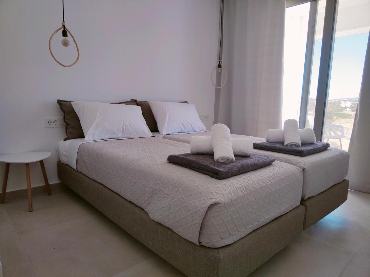 Alpha Villas 根纳迪 外观 照片