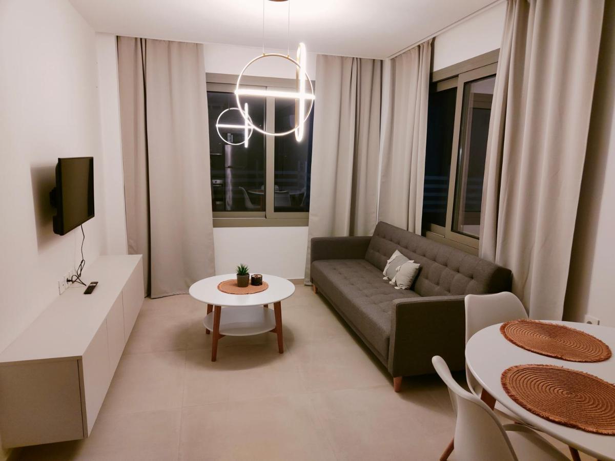Alpha Villas 根纳迪 外观 照片